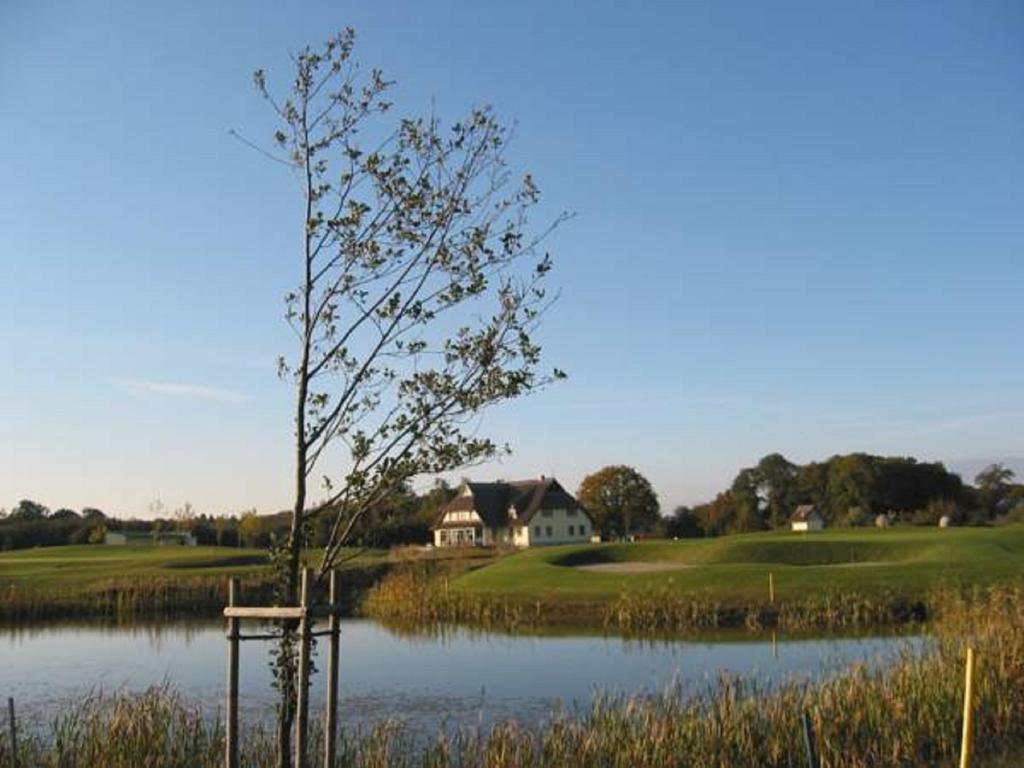 Golfcentrum Schloss Karnitz Ruegen Garz  Eksteriør billede